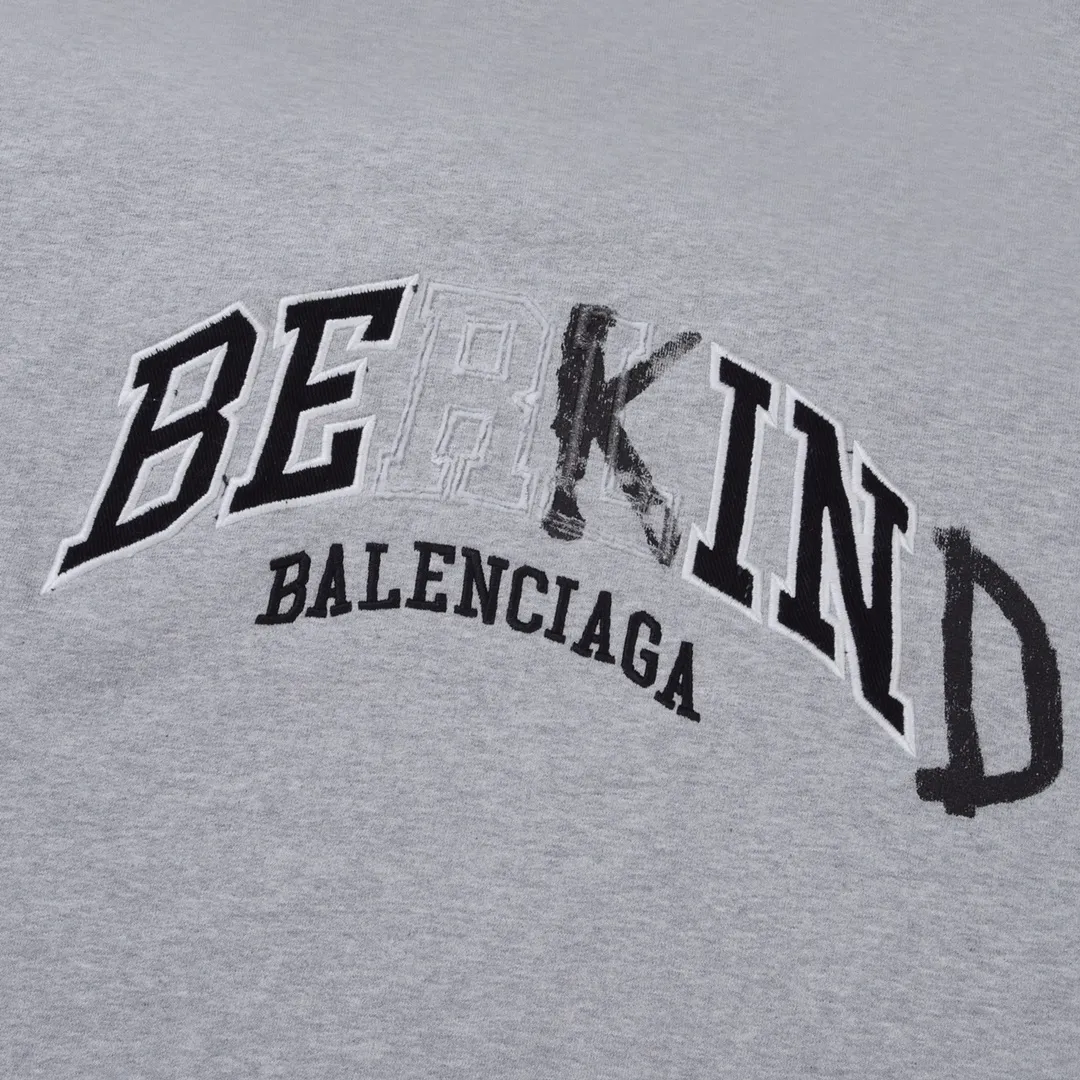 【BALENCIAGA 公式旗艦店】バレンシアガ パーカー スウェット ご好評に付き再入荷！ 240716