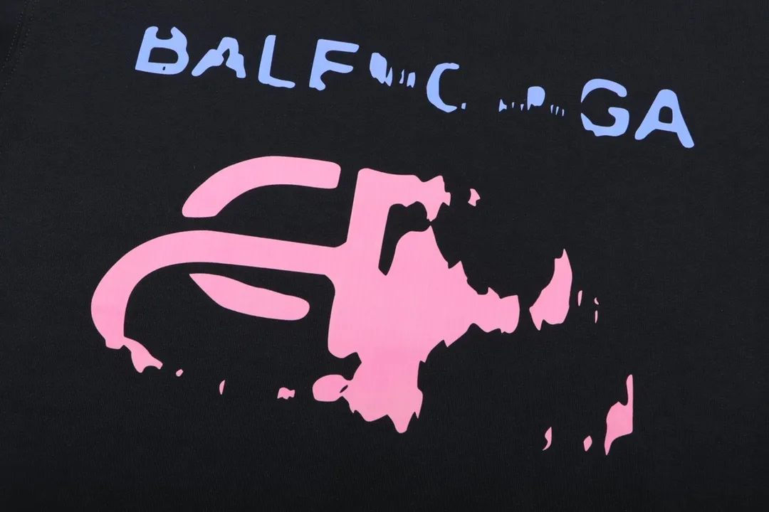 【BALENCIAGA 公式旗艦店】バレンシアガ 丸首の衛衣 スウェット ご好評に付き再入荷！