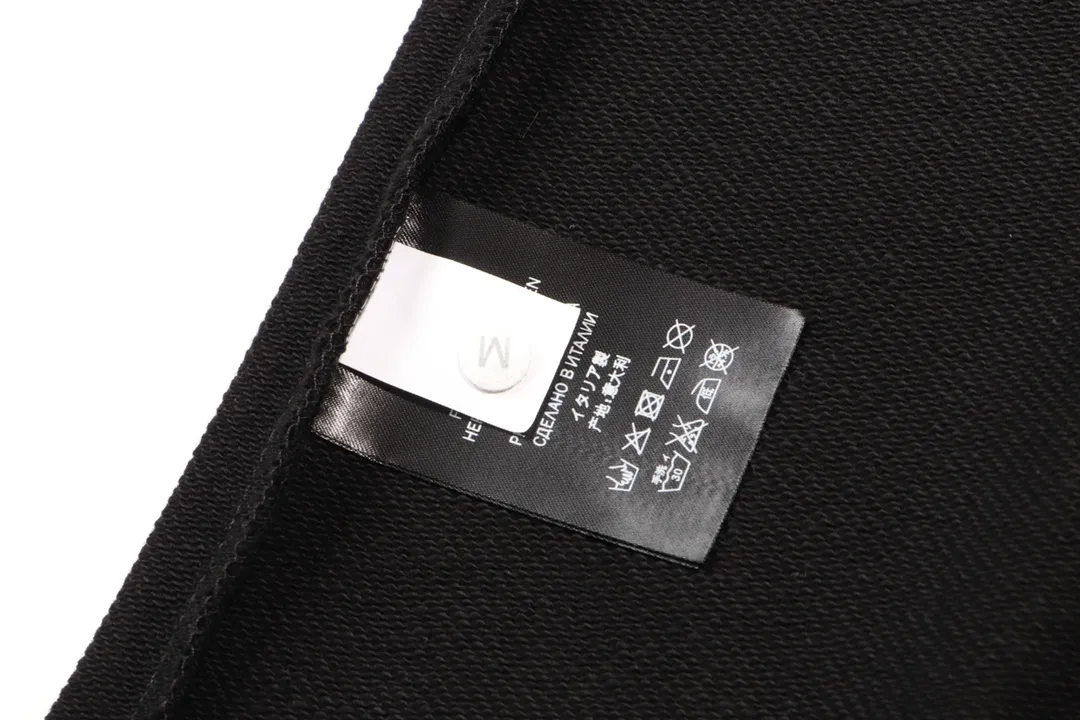 【BALENCIAGA 公式旗艦店】バレンシアガ 丸首の衛衣 スウェット ご好評に付き再入荷！