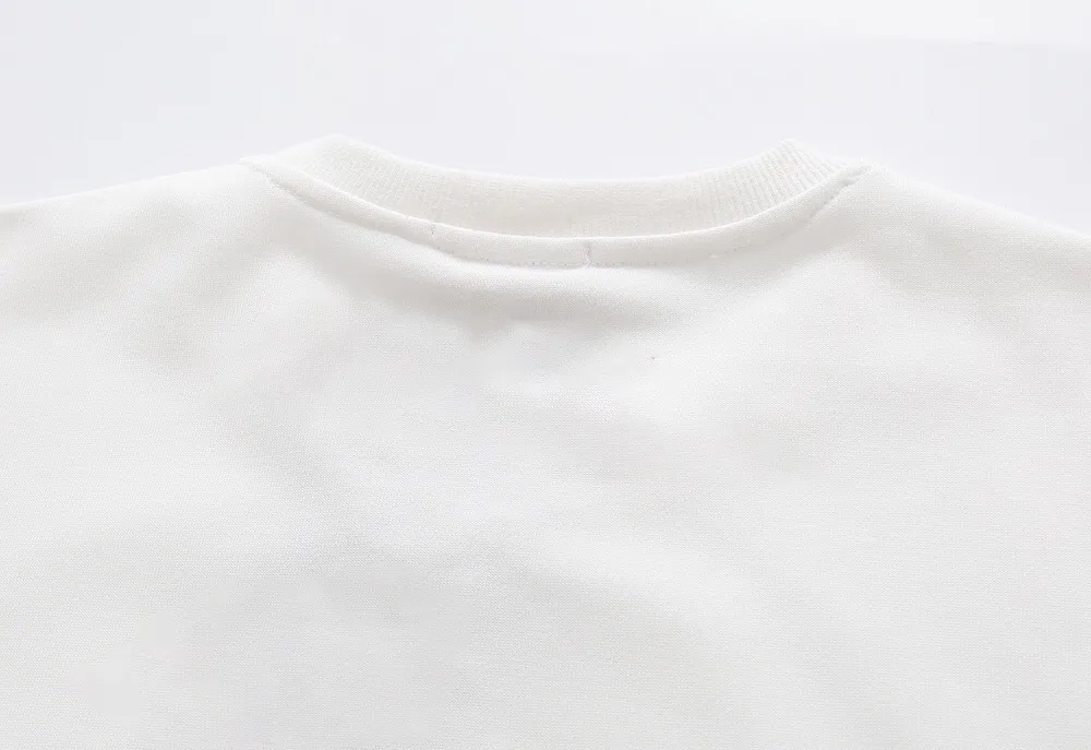 【BALENCIAGA 公式旗艦店】バレンシアガ 丸首の衛衣 スウェット ご好評に付き再入荷！