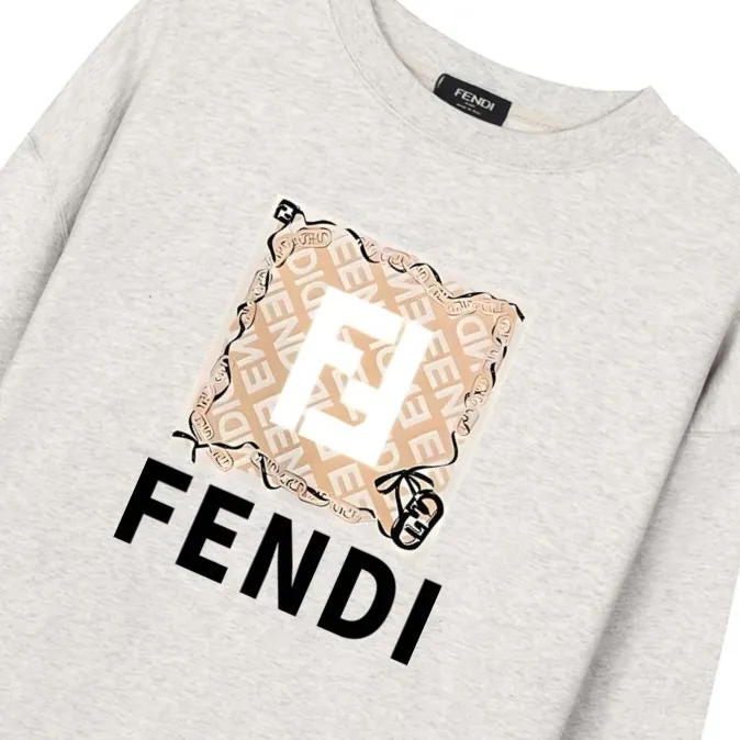 【FENDI 公式旗艦店】 フェンディ 丸首の衛衣   スウェットご好評に付き再入荷   241114