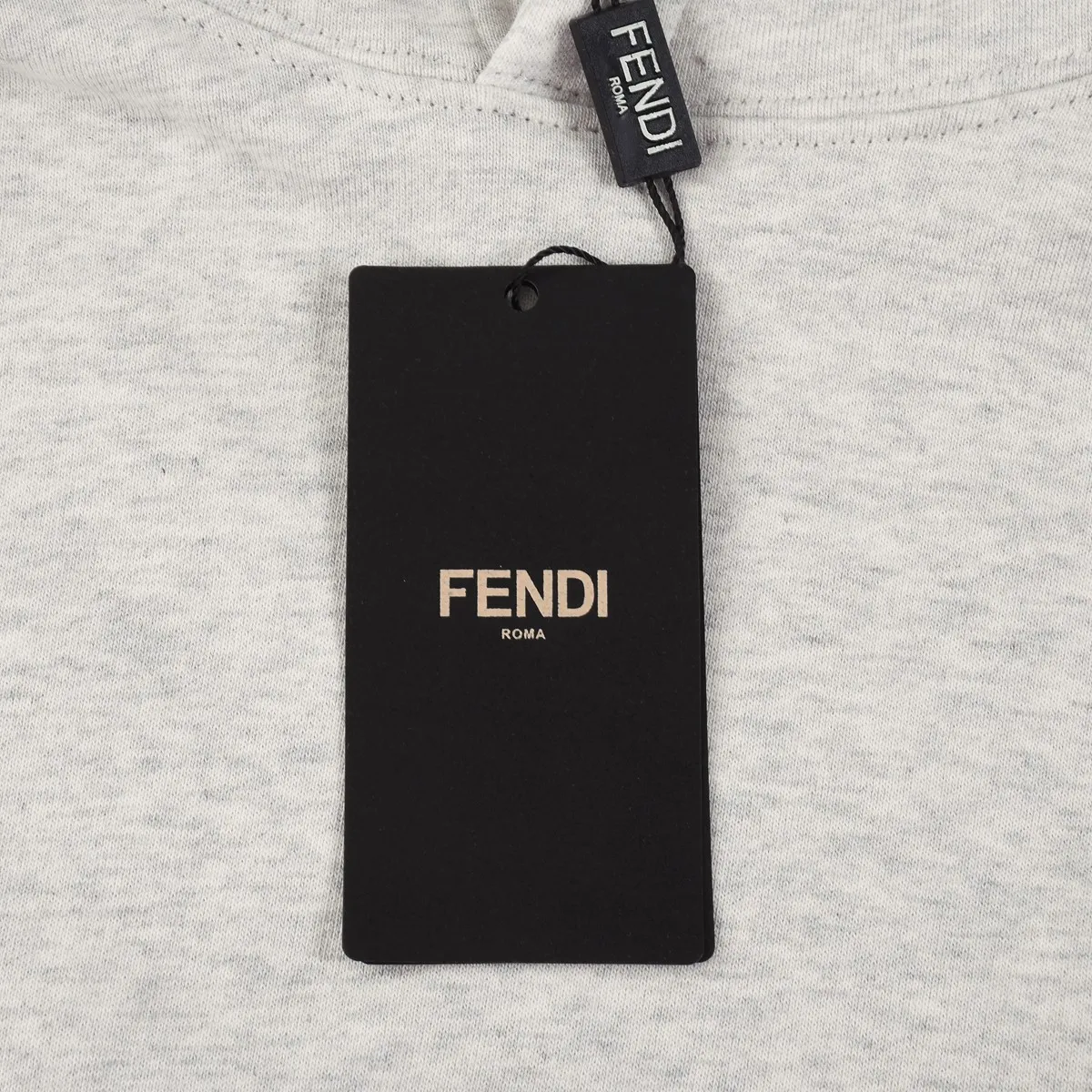 【FENDI 公式旗艦店】フェンディ パーカー  スウェットご好評に付き再入荷   241114