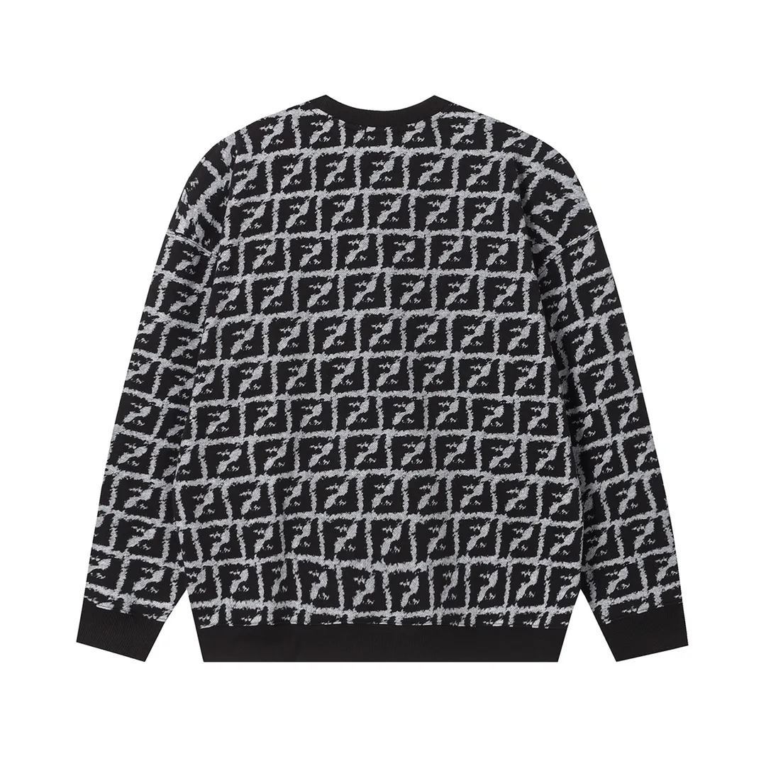 【FENDI  公式旗艦店】フェンディ  丸首の衛衣 スウェット ご好評に付き再入荷  240925