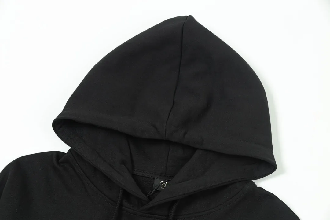 【FENDI  公式旗艦店】フェンディパーカー スウェット ご好評に付き再入荷 240830