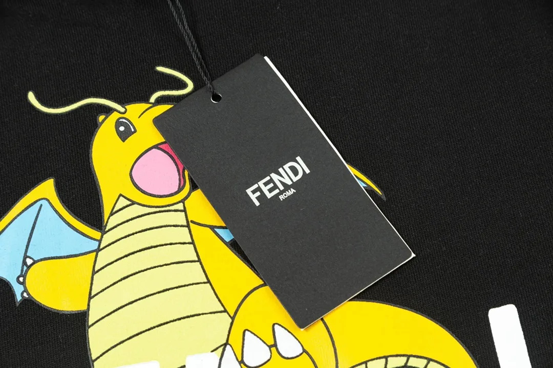 【FENDI  公式旗艦店】フェンディパーカー スウェット ご好評に付き再入荷 240830