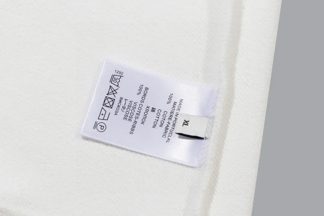 【GIVENCHY 公式旗艦店】ジバンシー  パーカー  スウェットご好評に付き再入荷   241114