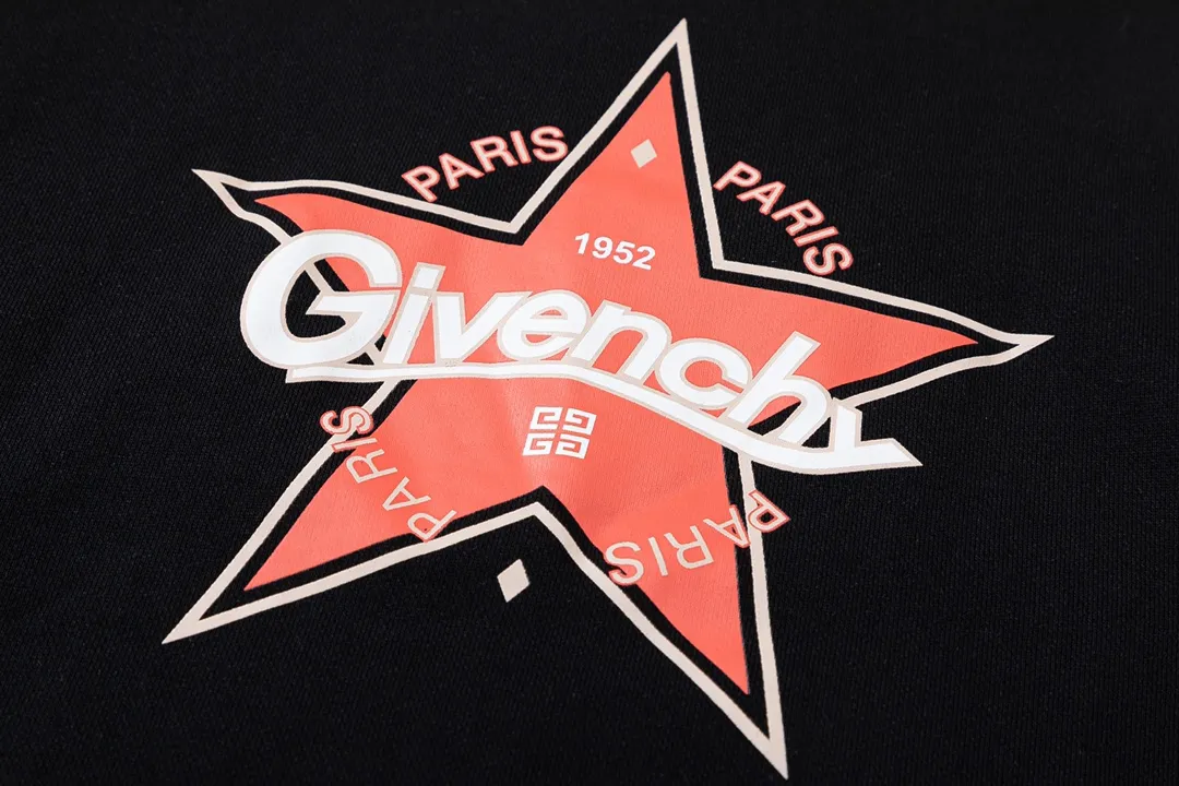 【GIVENCHY 公式旗艦店】ジバンシー 丸首の衛衣 スウェットご好評に付き再入荷 240829