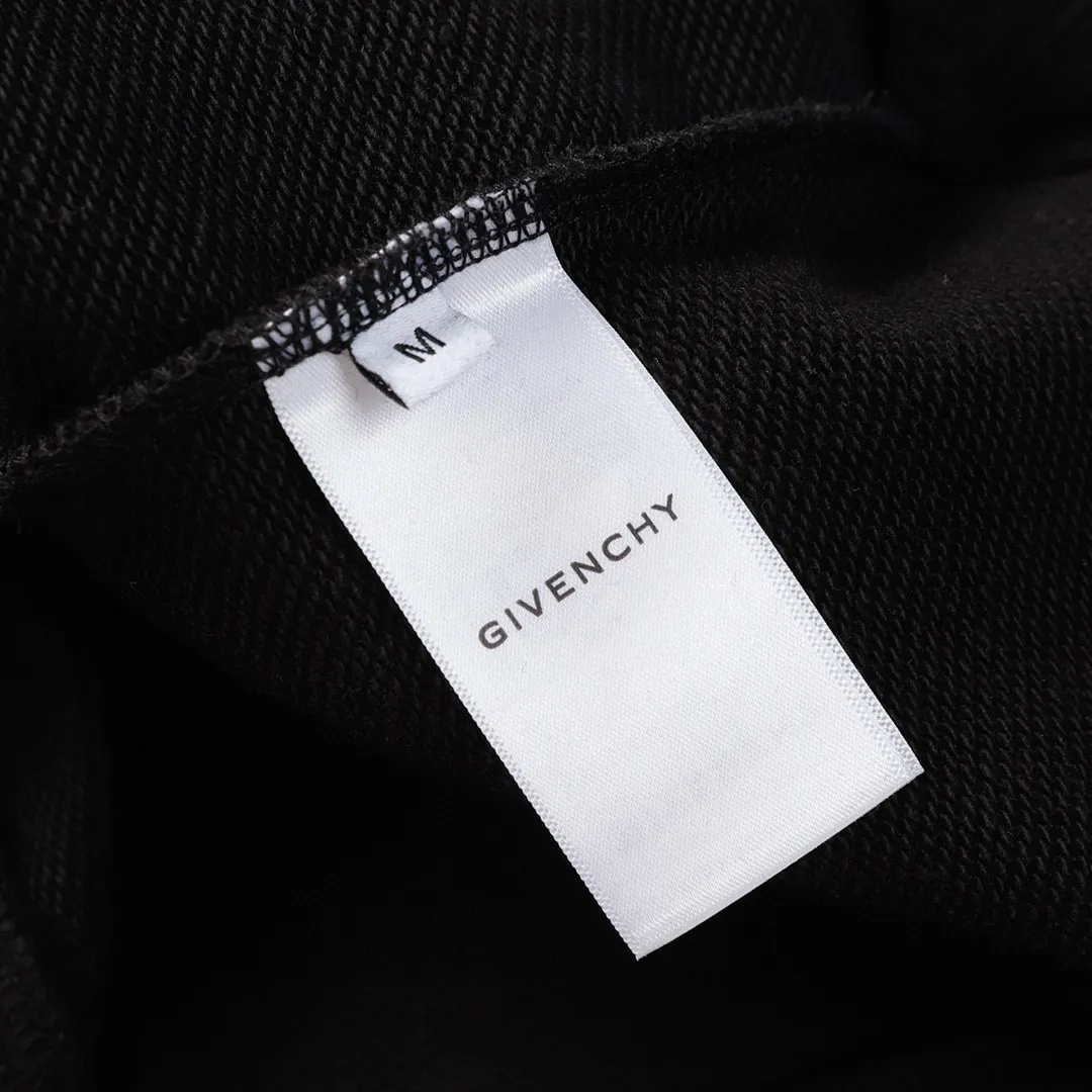 【GIVENCHY 公式旗艦店】ジバンシー 丸首の衛衣 スウェットご好評に付き再入荷 240829