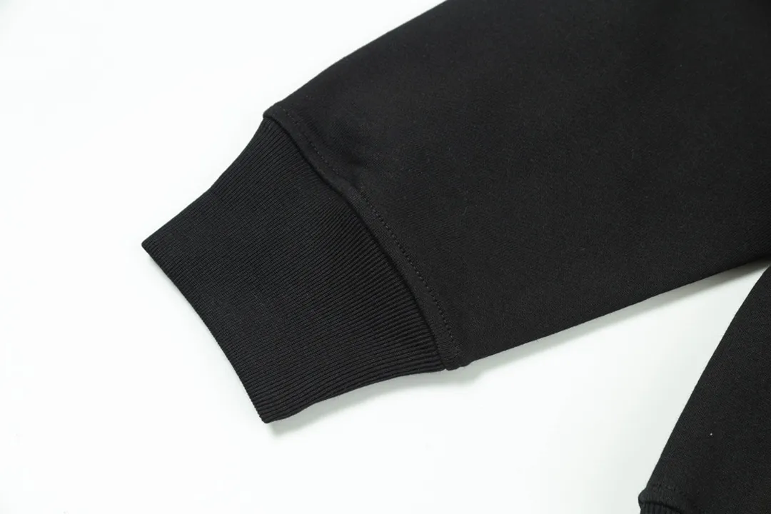 【GIVENCHY  公式旗艦店】ジバンシー パーカー スウェット ご好評に付き再入荷 240830
