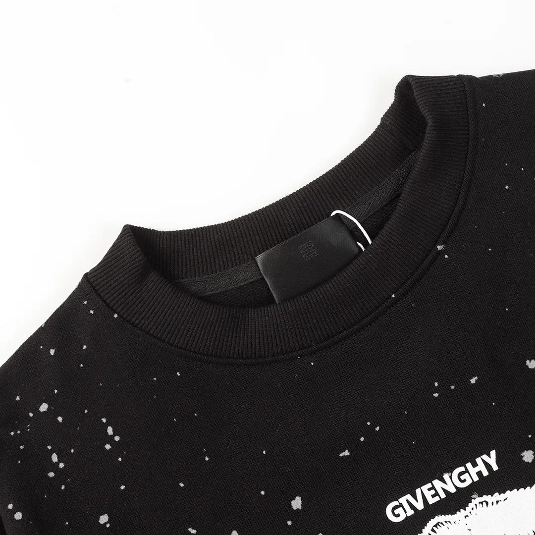【GIVENCHY  公式旗艦店】ジバンシー 丸首の衛衣 スウェットご好評に付き再入荷 240809