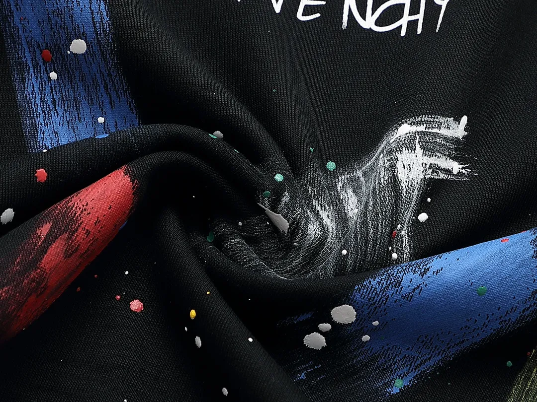 【GIVENCHY  公式旗艦店】ジバンシー 丸首の衛衣 スウェットご好評に付き再入荷 240809
