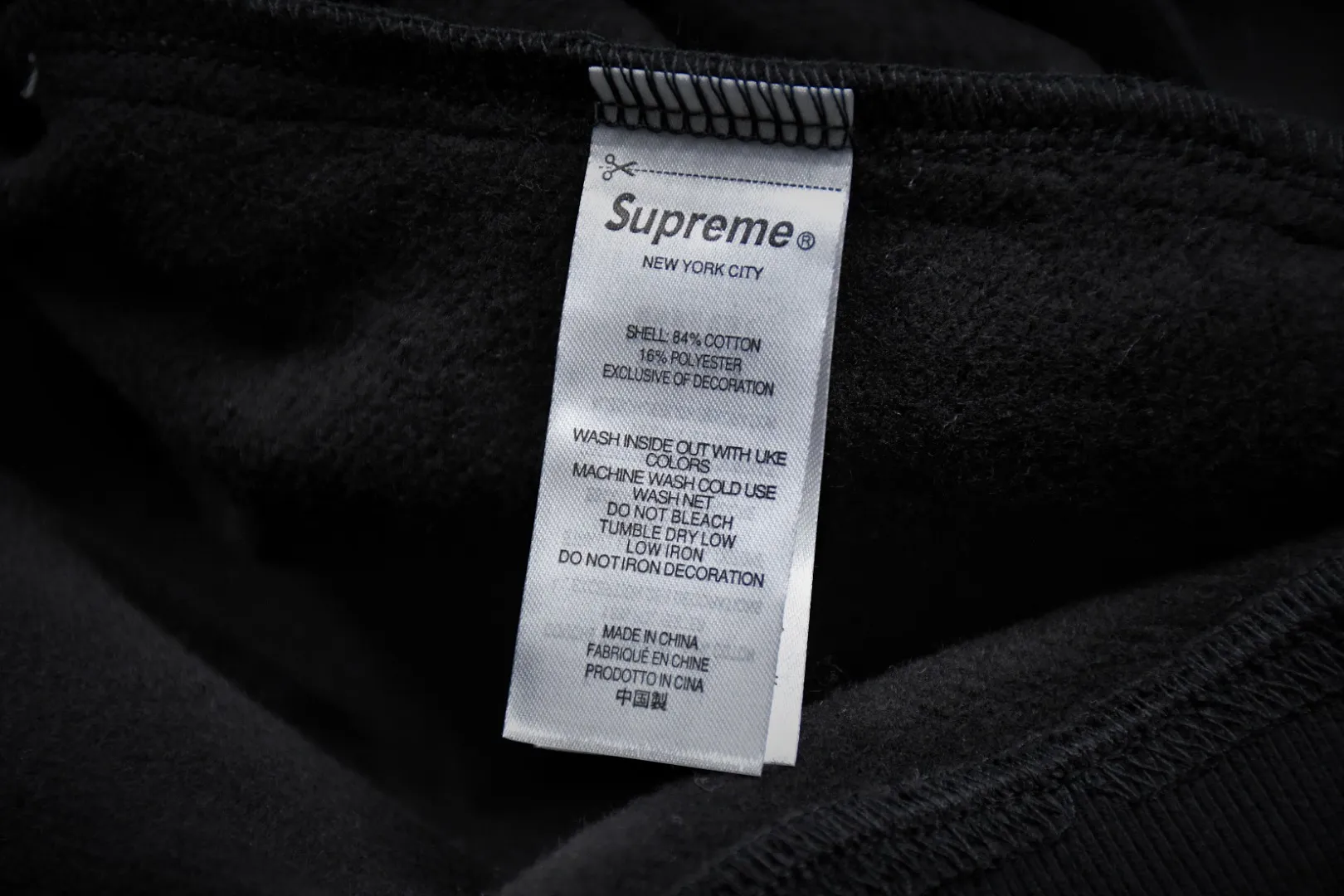 【Supreme  公式旗艦店】 丸首の衛衣  スウェットご好評に付き再入荷！241115