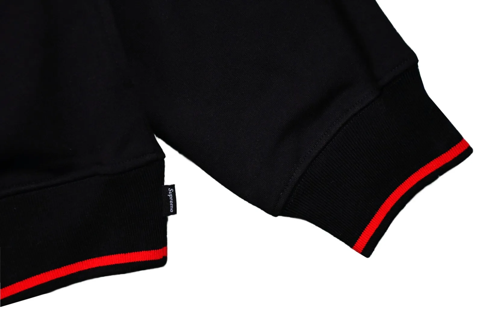 【Supreme  公式旗艦店】 丸首の衛衣  スウェットご好評に付き再入荷！241115