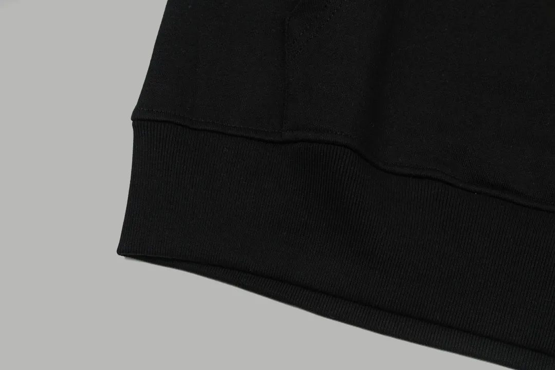 【Supreme  公式旗艦店】パーカー スウェットご好評に付き再入荷！241115