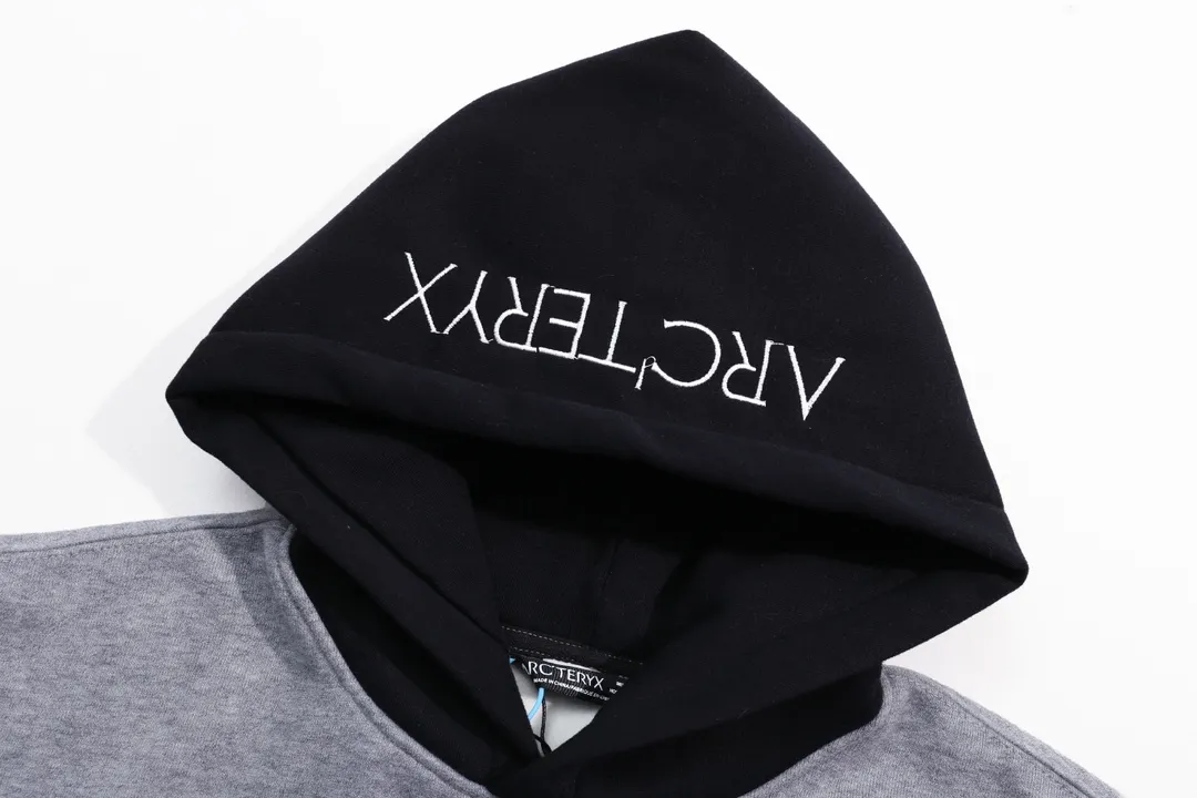 【ARCTERYX 公式旗艦店】アークテリクス  パーカー  スウェット ご好評に付き再入荷！241210