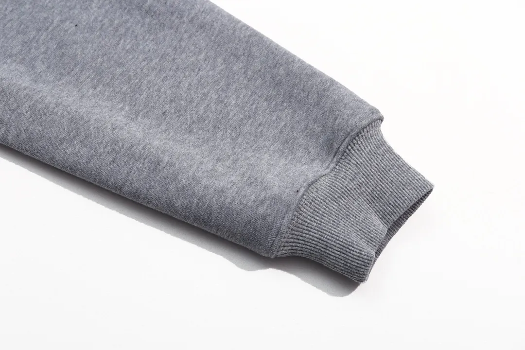 【ARCTERYX 公式旗艦店】アークテリクス  パーカー  スウェット ご好評に付き再入荷！241210