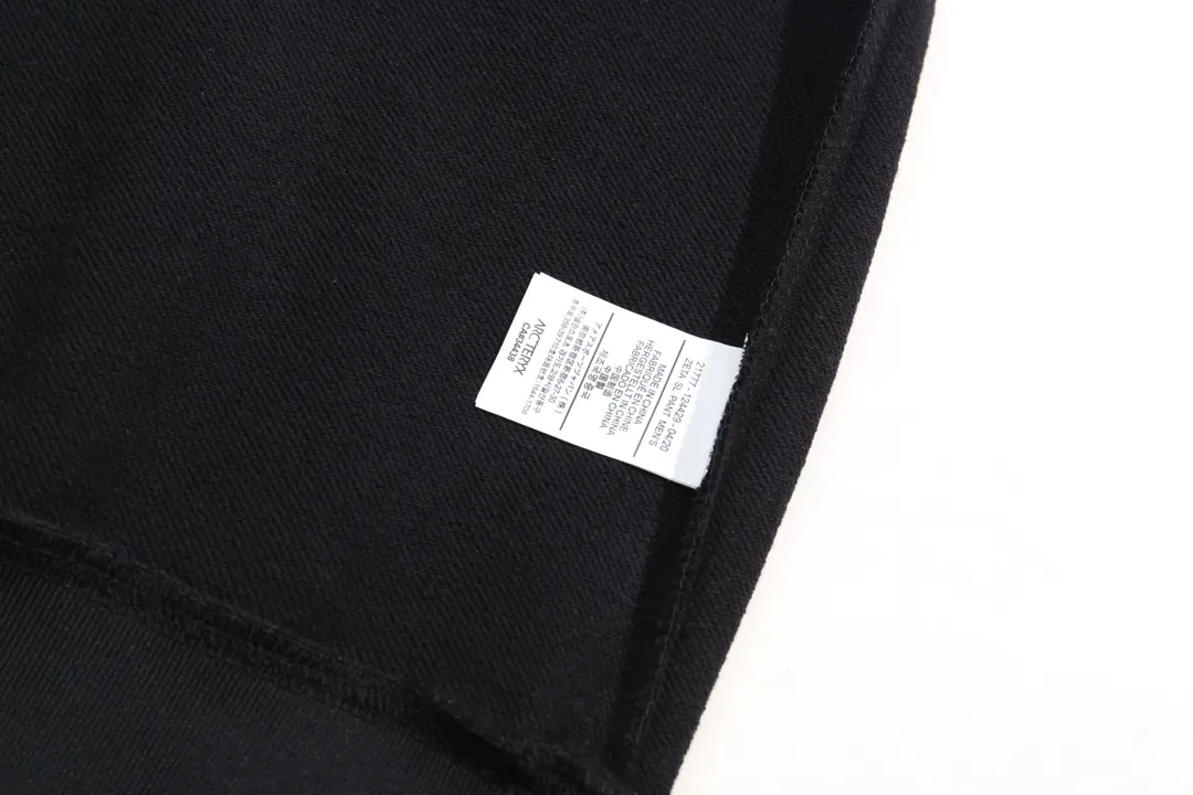【ARCTERYX 公式旗艦店】アークテリクス  パーカー  スウェット ご好評に付き再入荷！241121