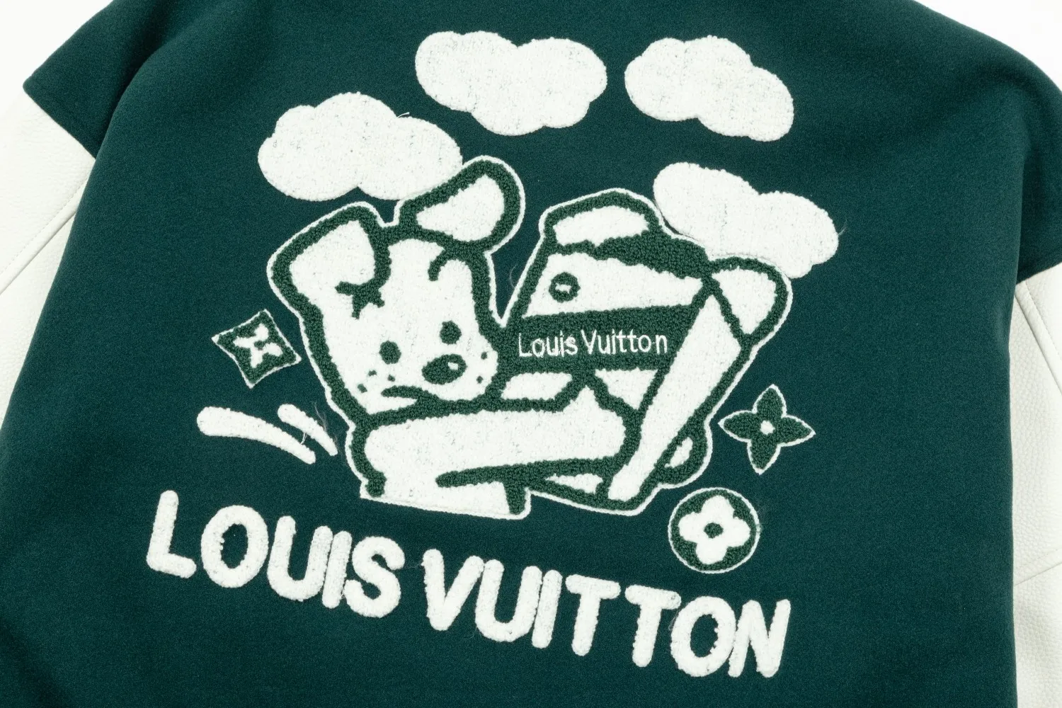 LV【LOUIS VUITTON  公式旗艦店】ルイヴィトン  ジャケット着 好評に付き再入荷！241028