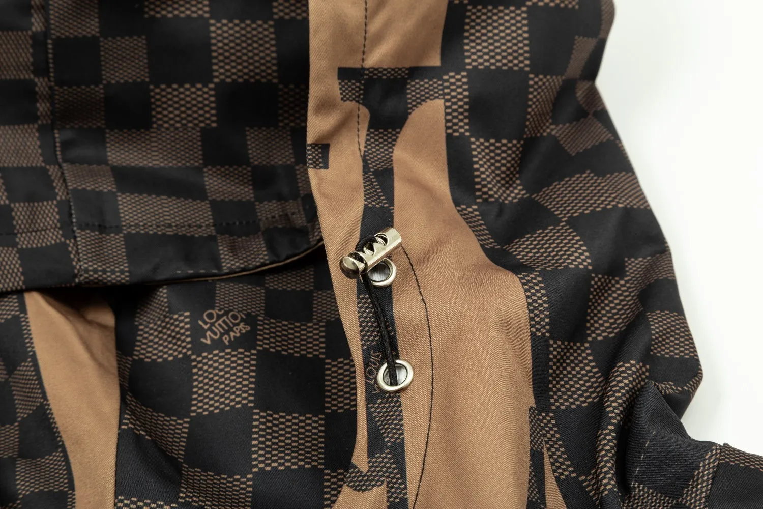 LV 【LOUIS VUITTON 公式旗艦店】ルイヴィトン  ジャケット着 ご好評に付き再入荷！241021