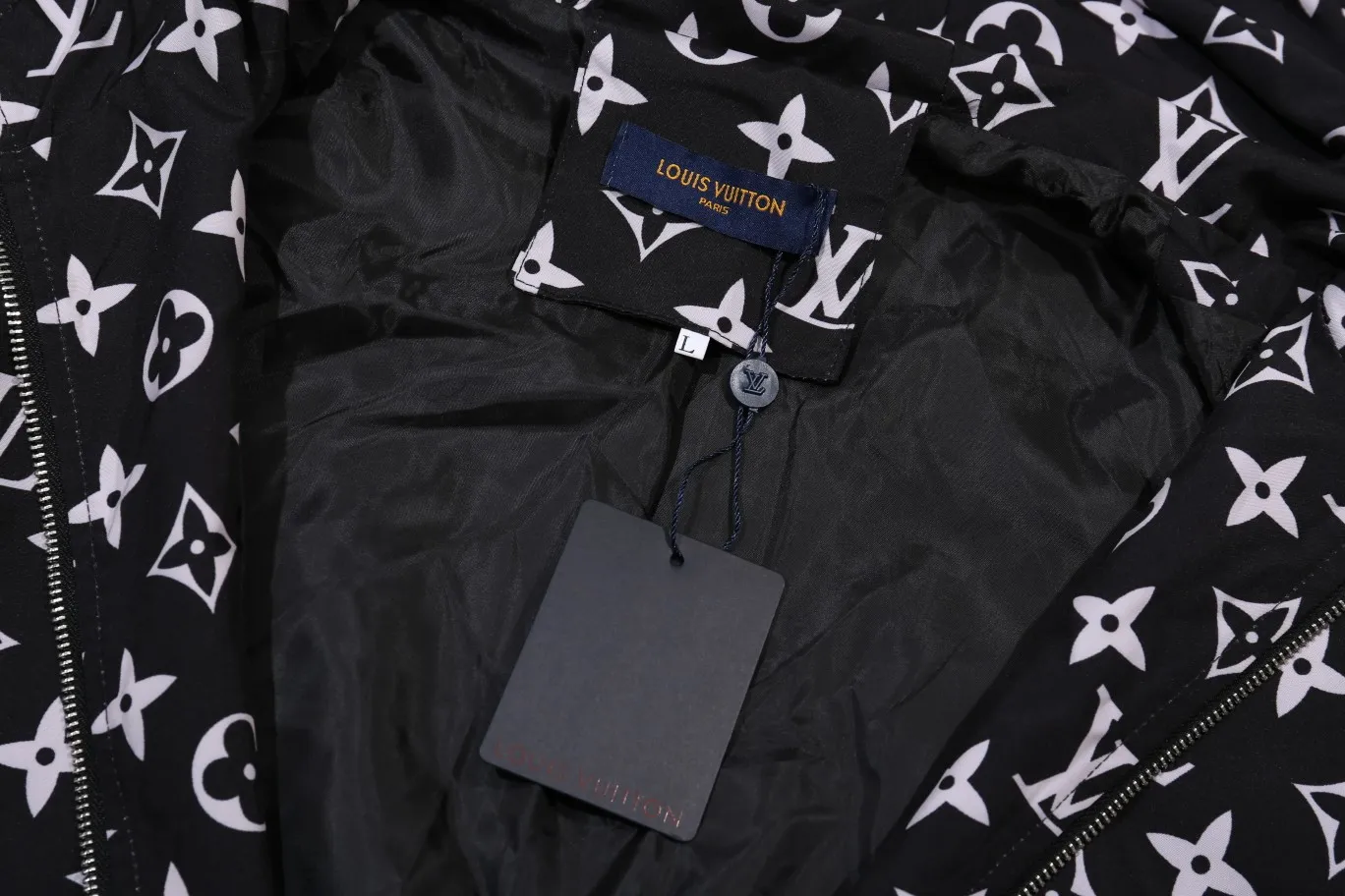 【LOUIS VUITTON】ルイヴィトン   ジャケット着ご好評に付き再入荷！240921