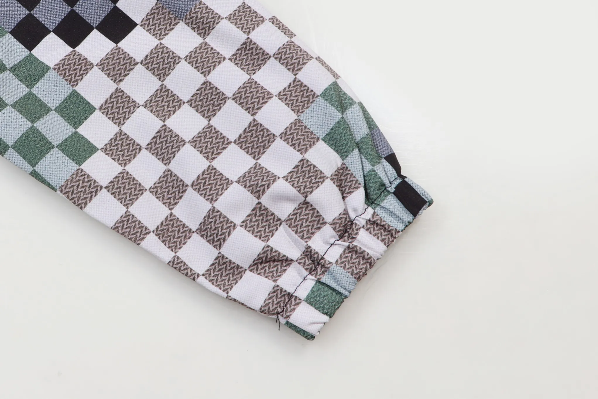 【LOUIS VUITTON】ルイヴィトン   ジャケット着  ご好評に付き再入荷！240921