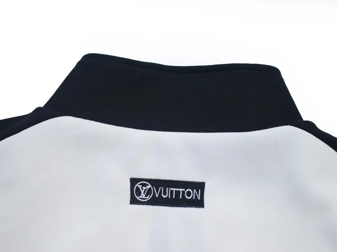 【LOUIS VUITTON】ルイヴィトン  ジャケット着 ご好評に付き再入荷！240921