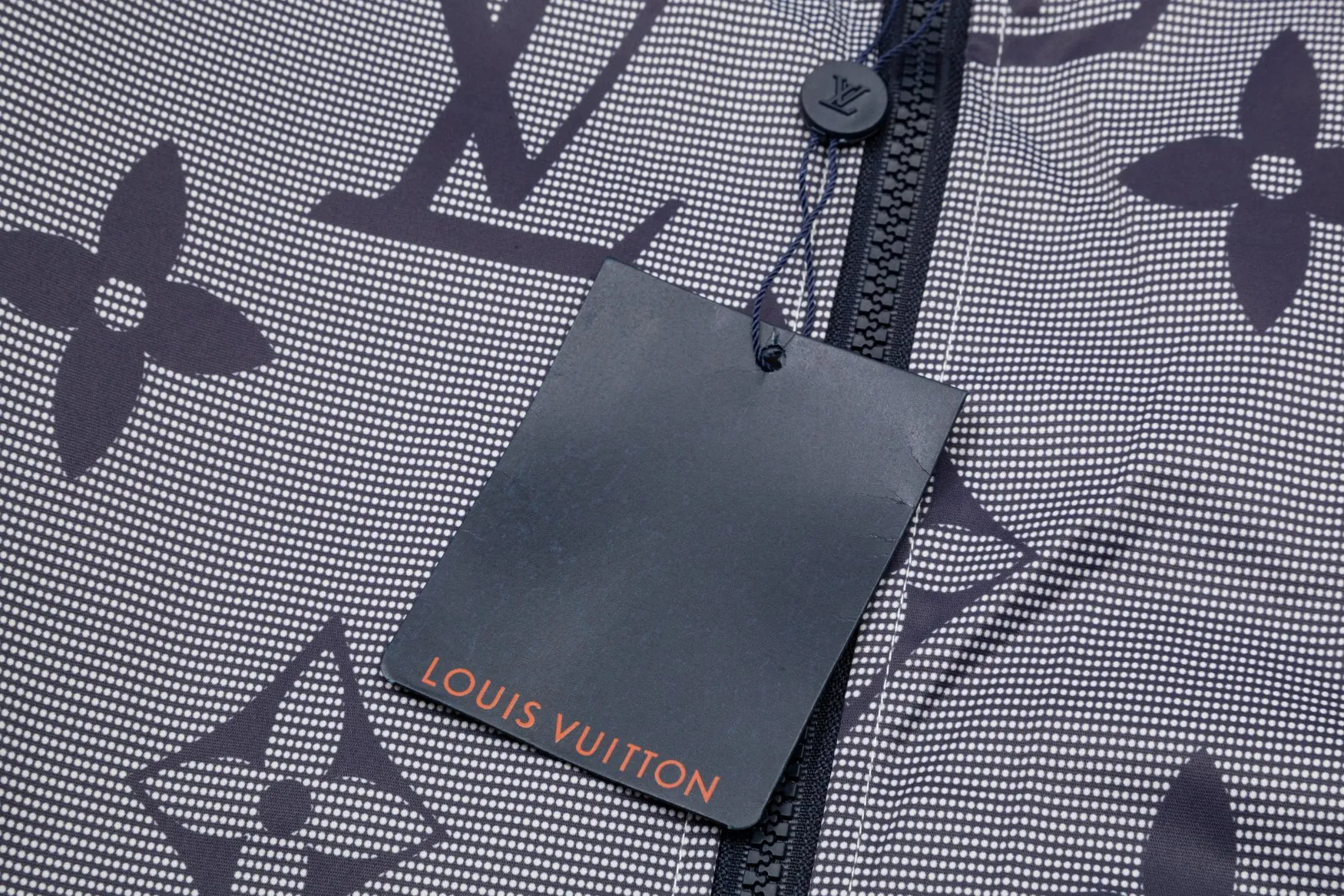 【LOUIS VUITTON  公式旗艦店】ルイヴィトン  ジャケット着 好評に付き再入荷 240826