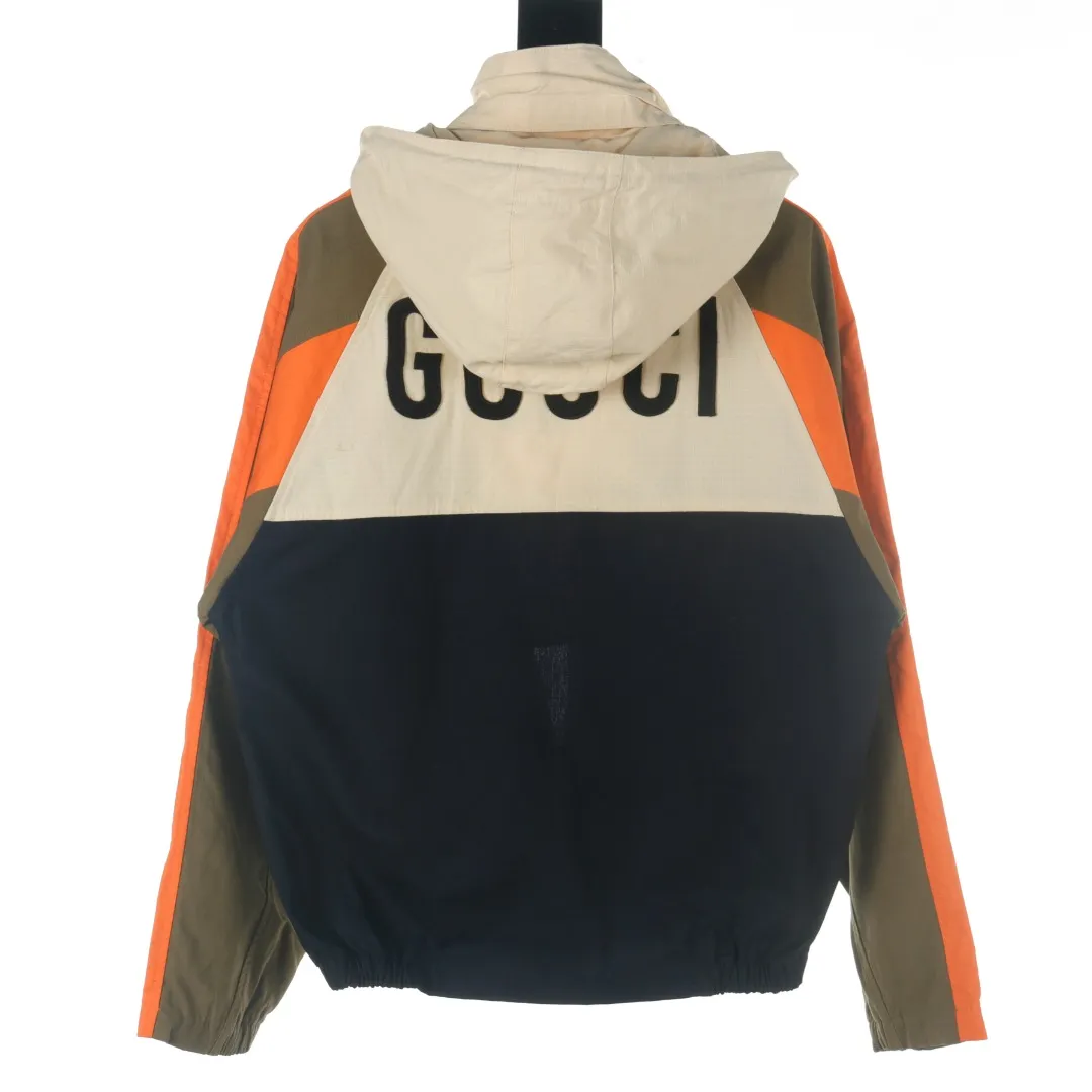 【GUCCI  公式旗艦店】グッチ   ジャケット着 好評に付き再入荷！241111