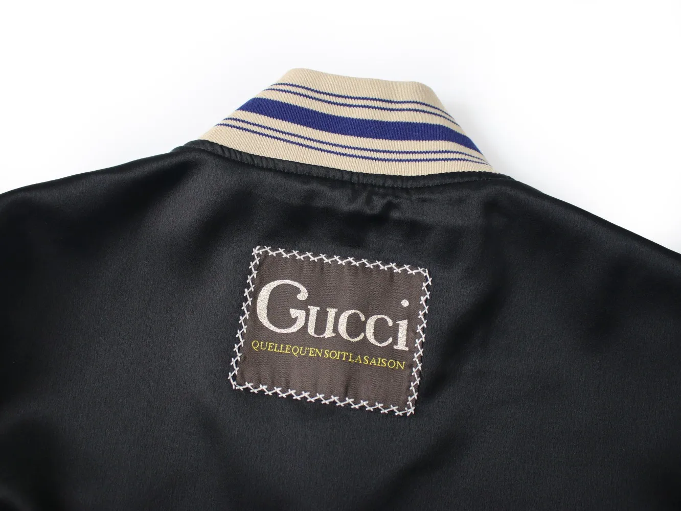 【GUCCI  公式旗艦店】グッチ  ジャケット着 ご好評に付き再入荷！241111