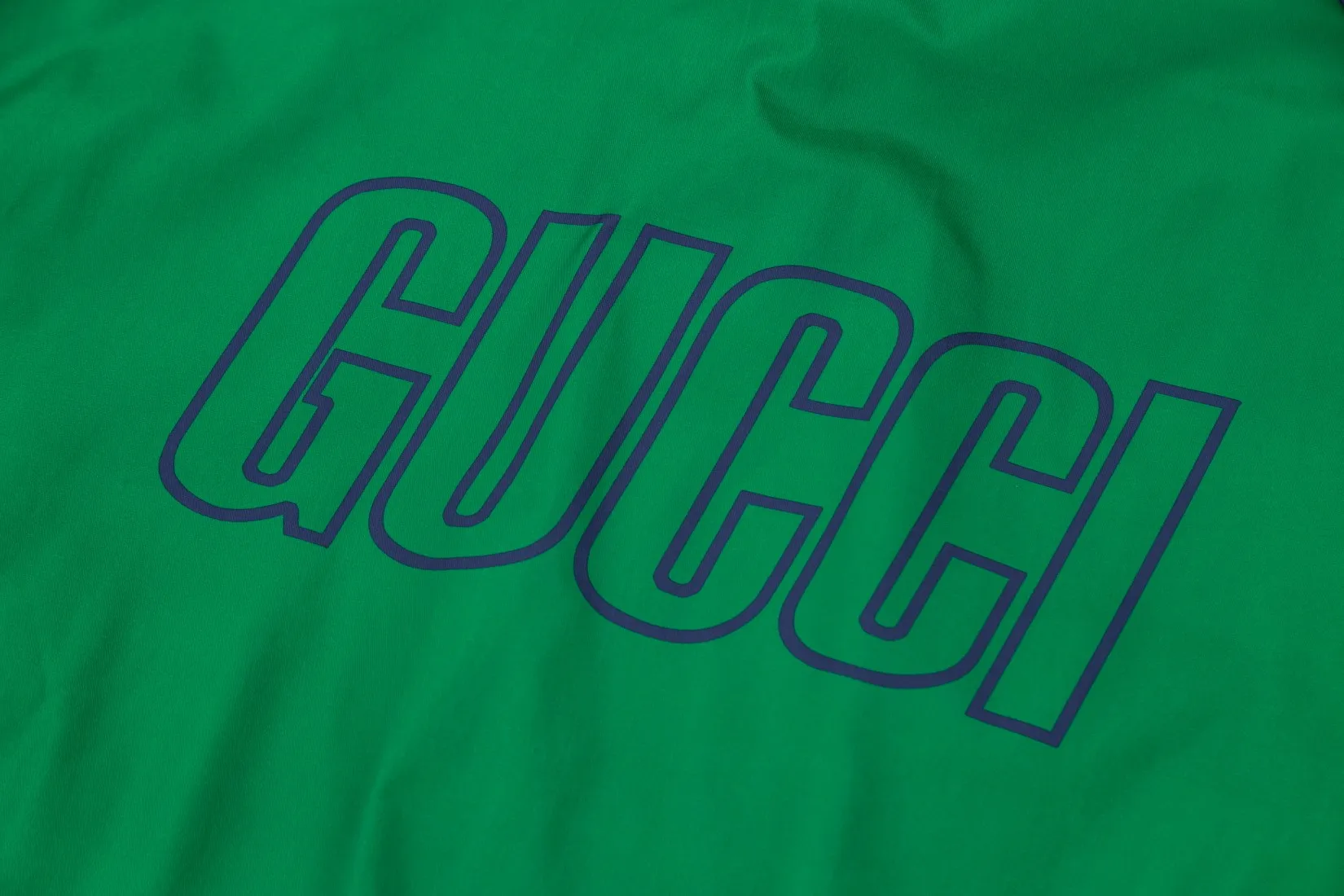 【GUCCI  公式旗艦店】グッチ  ジャケット着 ご好評に付き再入荷！241021