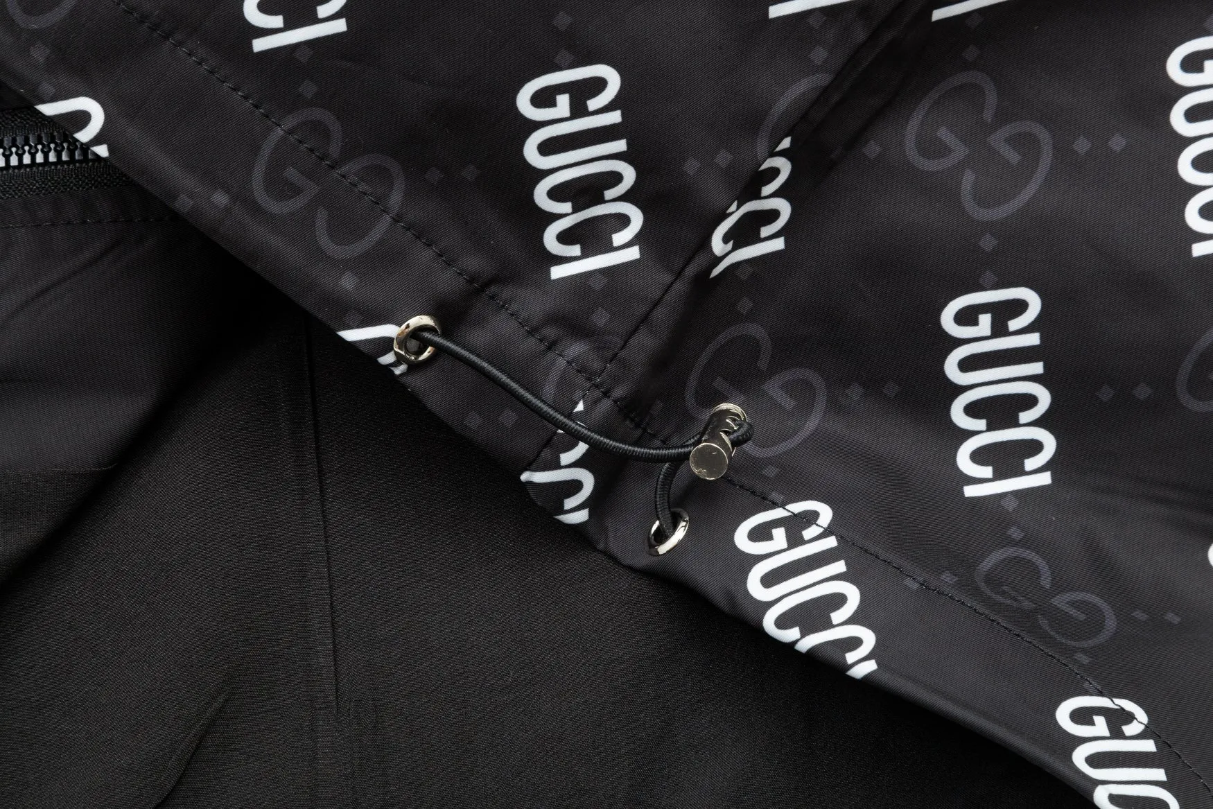 【GUCCI】グッチ   ジャケット着ご好評に付き再入荷！240926