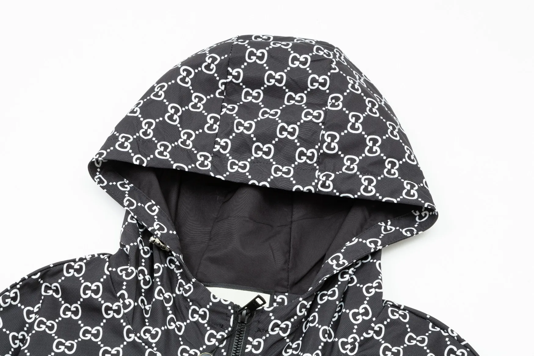 【GUCCI】グッチ   ジャケット着ご好評に付き再入荷！240926