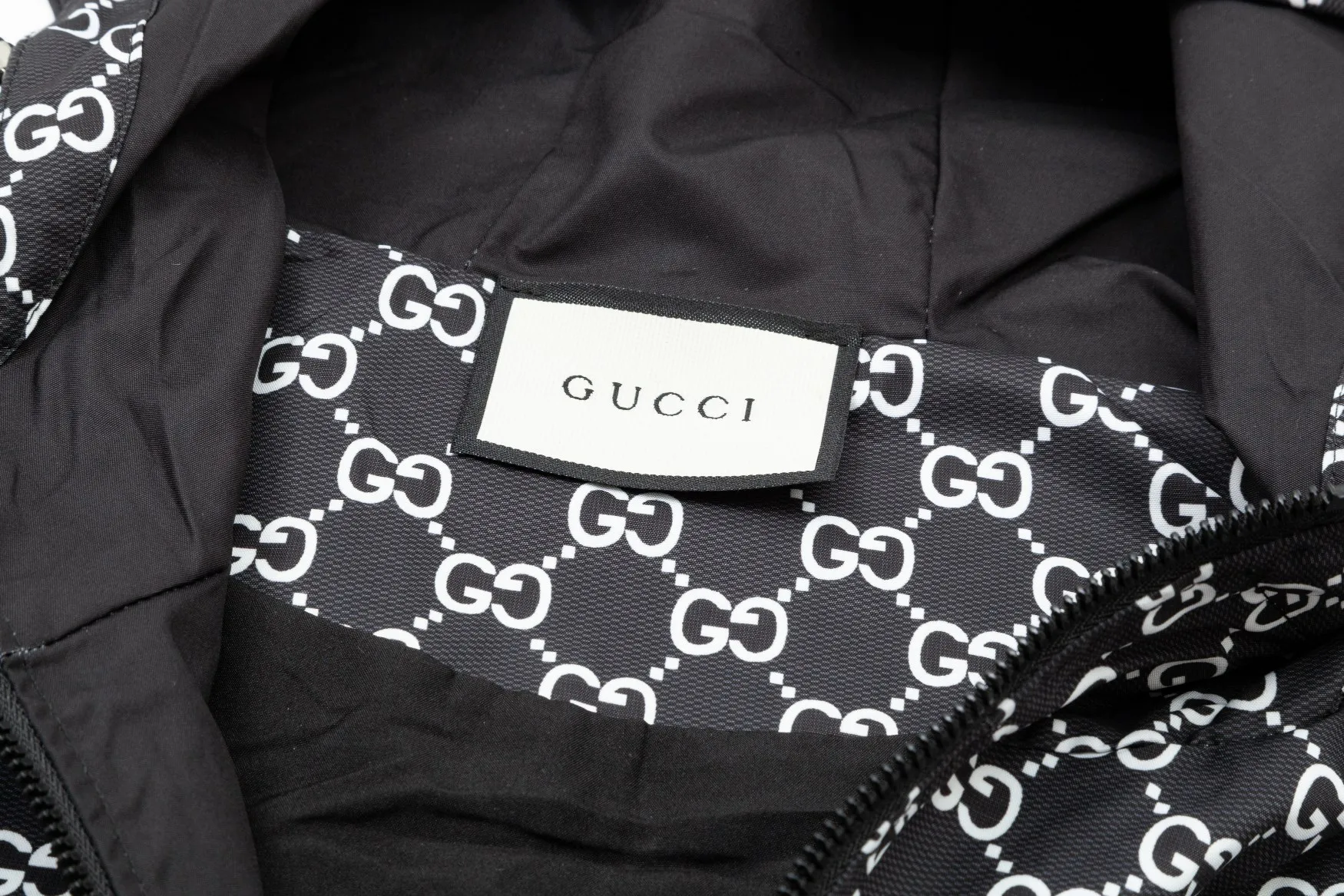 【GUCCI】グッチ   ジャケット着ご好評に付き再入荷！240926