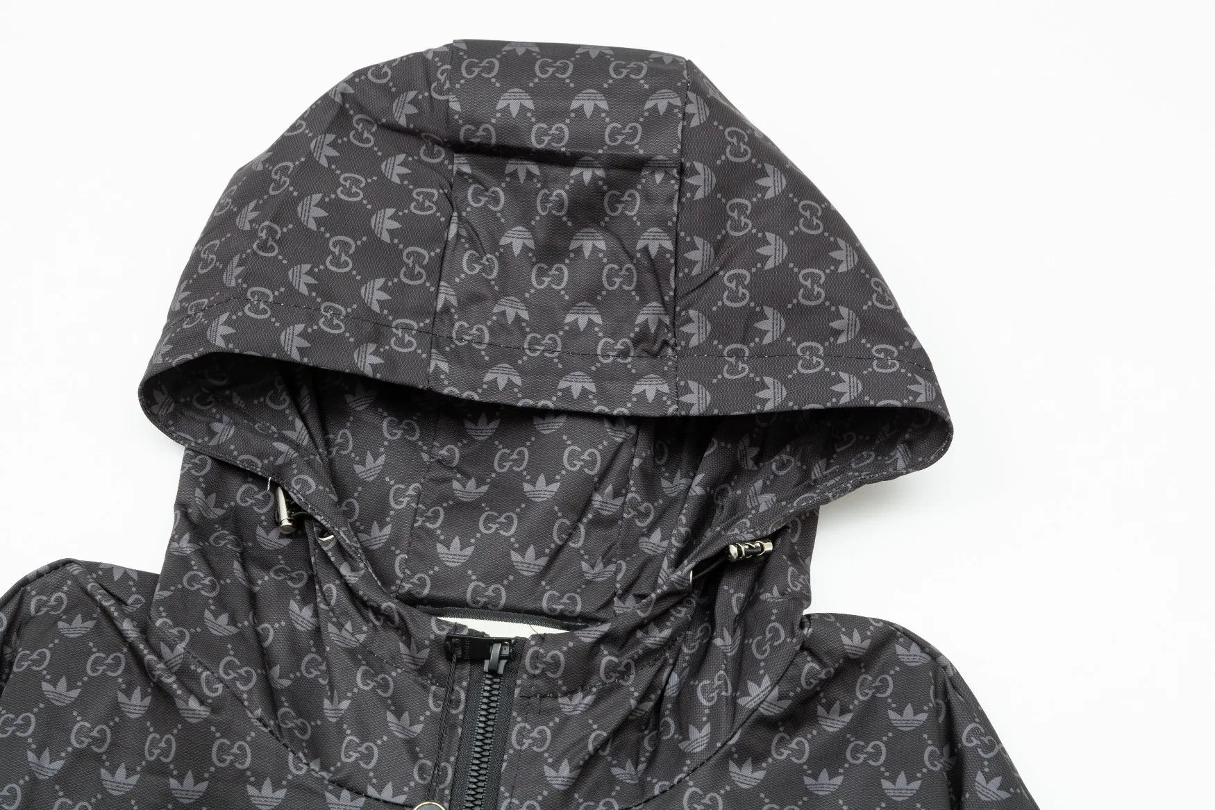 【GUCCI】グッチ   ジャケット着ご好評に付き再入荷！240926