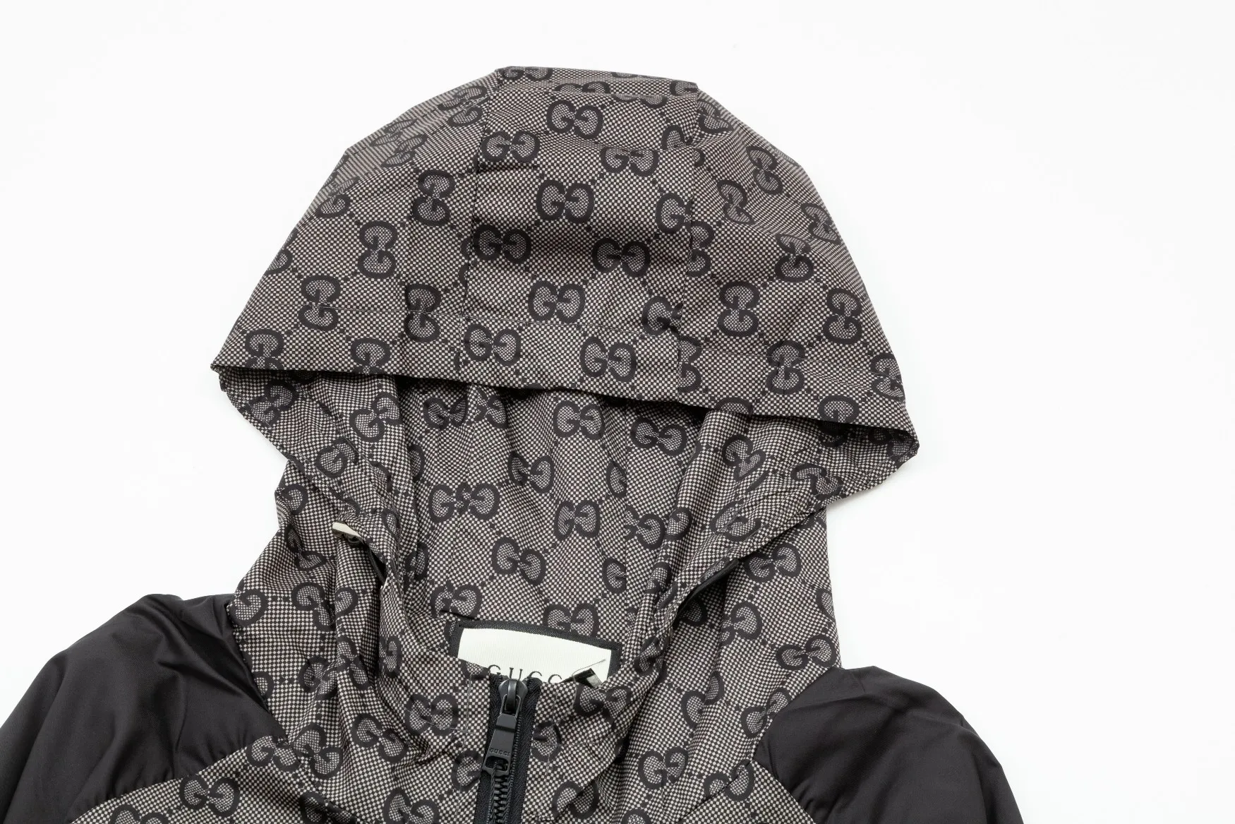 【GUCCI】グッチ   ジャケット着ご好評に付き再入荷！240926