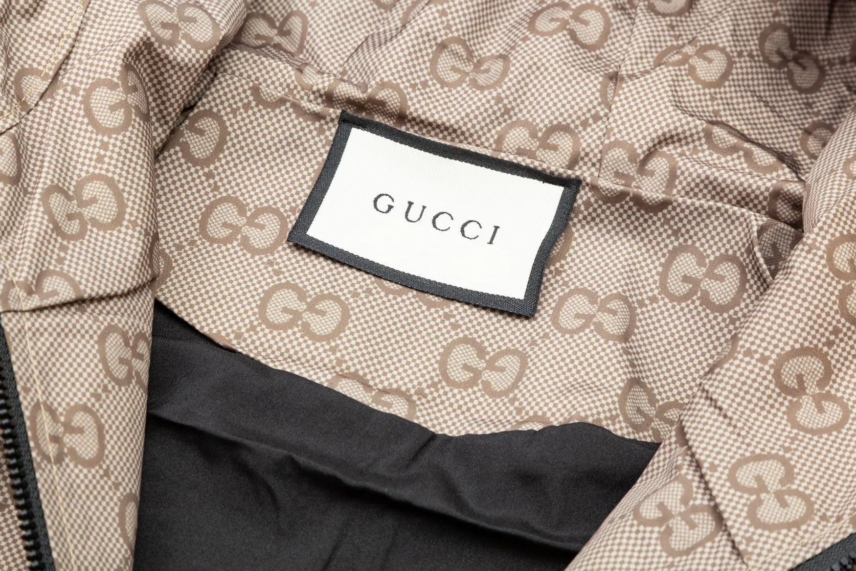 【GUCCI】グッチ   ジャケット着ご好評に付き再入荷！240926