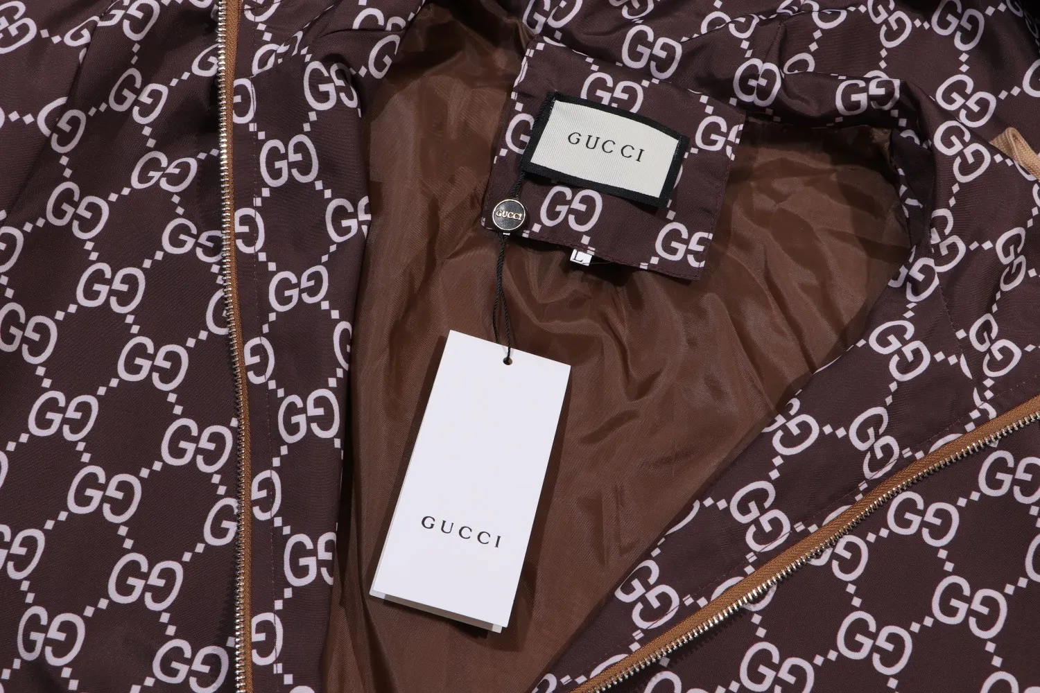 【GUCCI】グッチ ジャケット着  ご好評に付き再入荷！240921