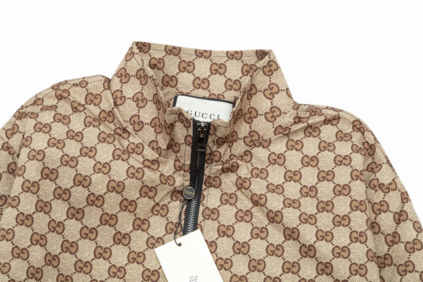 【GUCCI】グッチ ジャケット着  ご好評に付き再入荷！240921