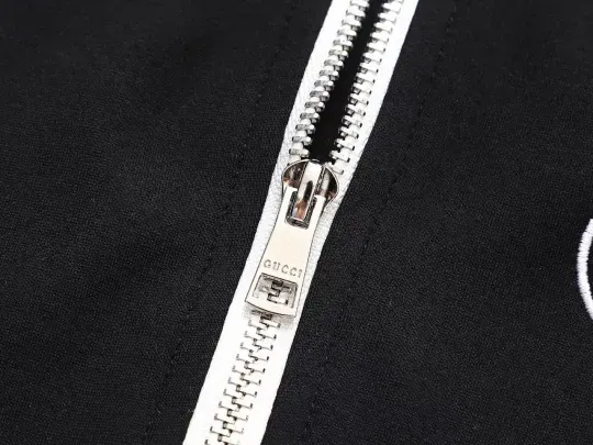 【GUCCI 旗艦店】（グッチ）スーツ ご好評に付き再入荷！240918