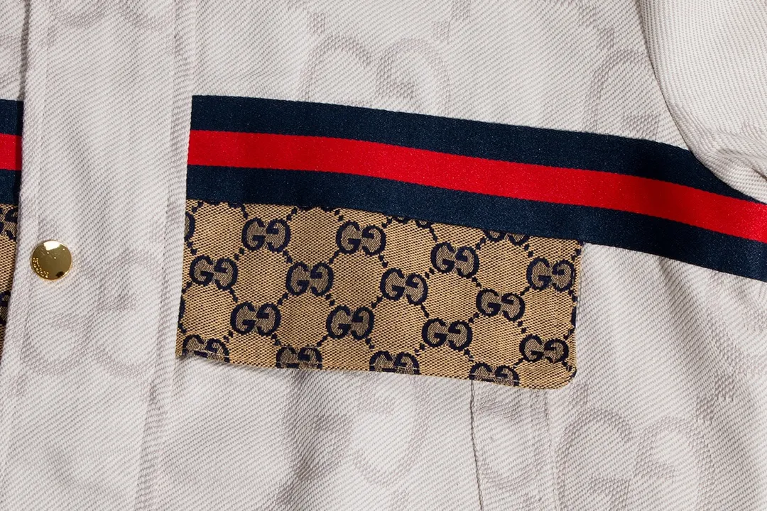 【GUCCI  公式旗艦店】グッチ   ジャケット着 好評に付き再入荷 240826