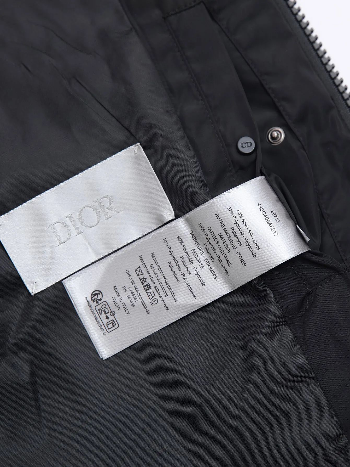 【DIOR  公式旗艦店】ディオール   ジャケット着 好評に付き再入荷！250106