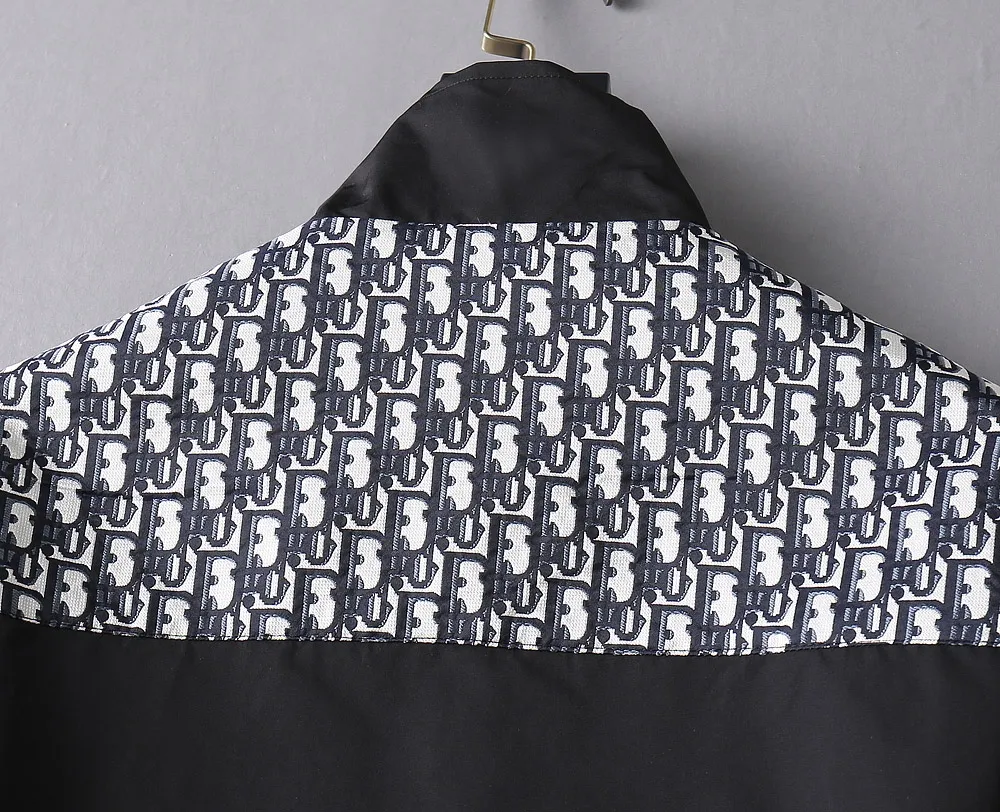 【DIOR  公式旗艦店】ディオール ジャケット着 ご好評に付き再入荷！241223