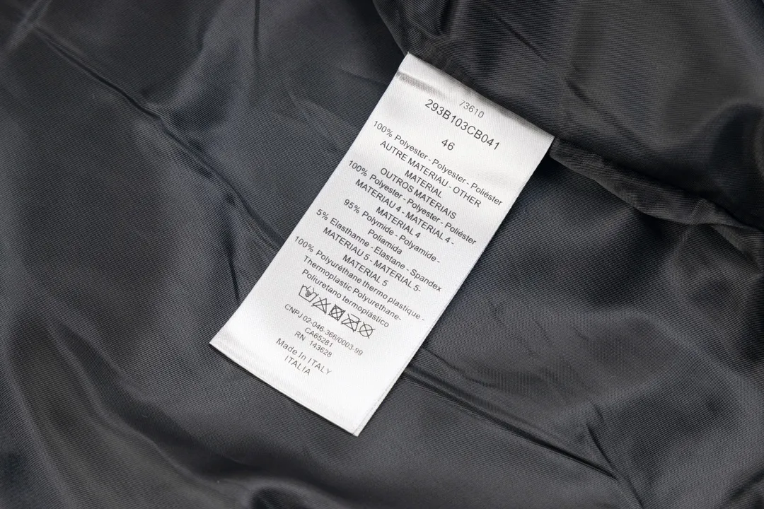 【DIOR  公式旗艦店】ディオール   ジャケット着 好評に付き再入荷！241119