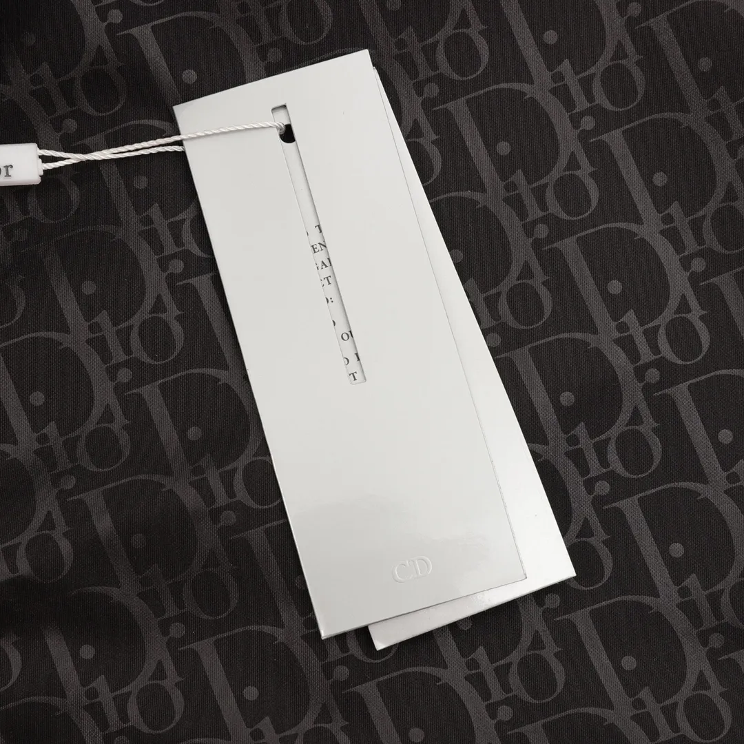 【DIOR  公式旗艦店】ディオール ジャケット着 好評に付き再入荷！241111