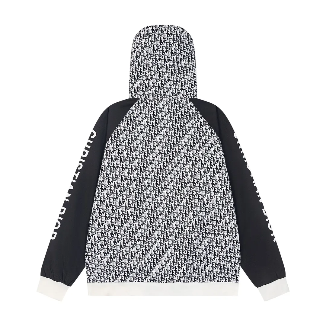 【DIOR  公式旗艦店】ディオール   ジャケット着 好評に付き再入荷！ 240923