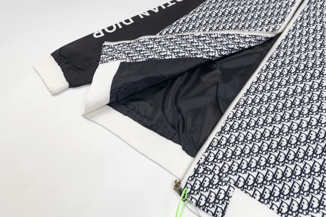【DIOR  公式旗艦店】ディオール   ジャケット着 好評に付き再入荷！ 240923