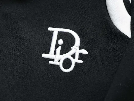 【DIOR 公式旗艦店】（ディオール）スーツ 男女兼用、ご好評に付き再入荷！240918