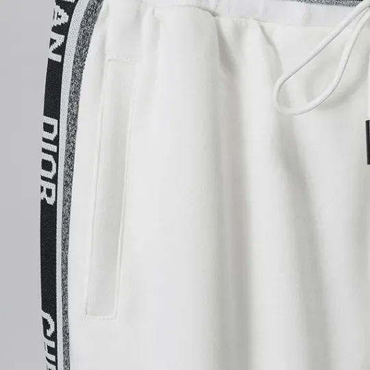 【DIOR 公式旗艦店】（ディオール）スーツ 男女兼用、ご好評に付き再入荷！240918