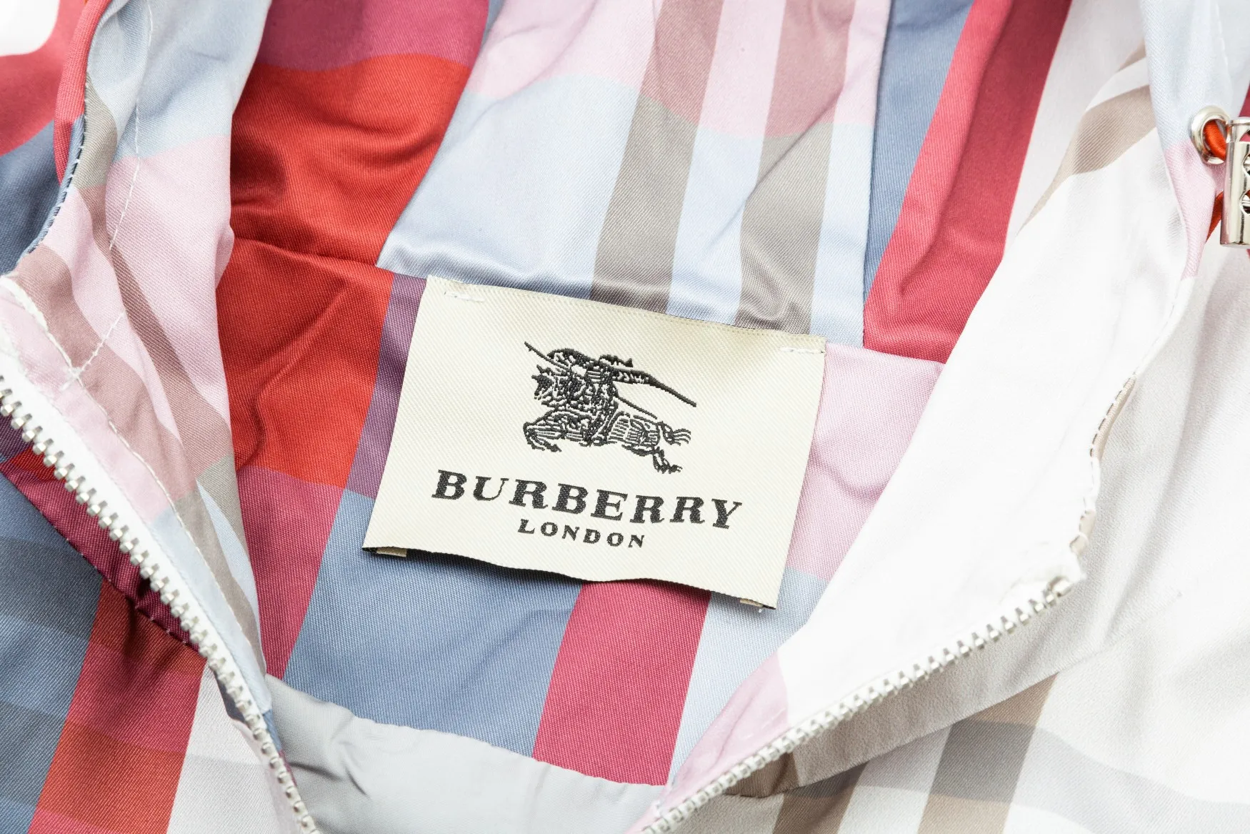 【BURBERRY】バーバリー  ジャケット着ご好評に付き再入荷！240926