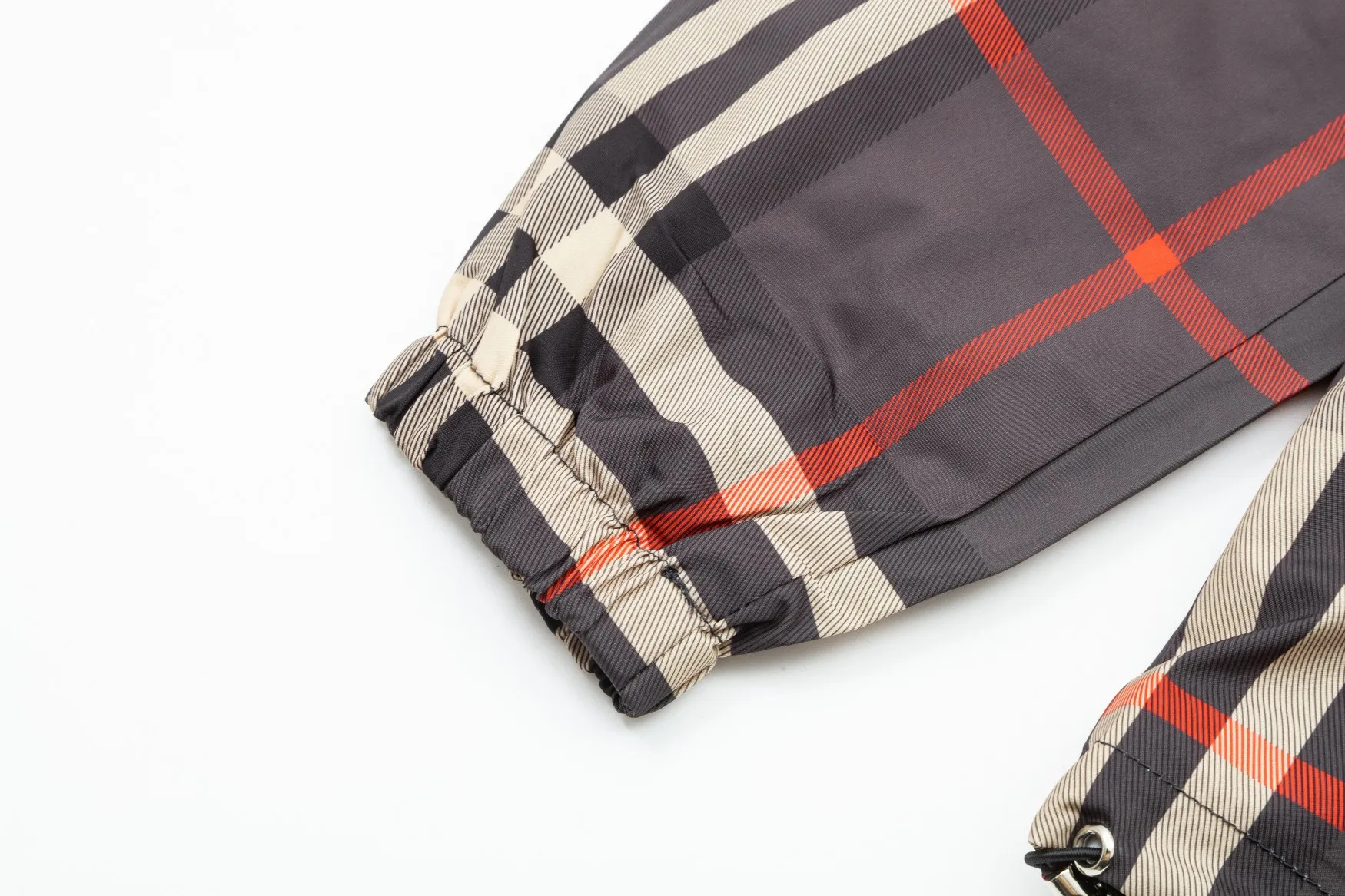 【BURBERRY】バーバリー  ジャケット着ご好評に付き再入荷！240926